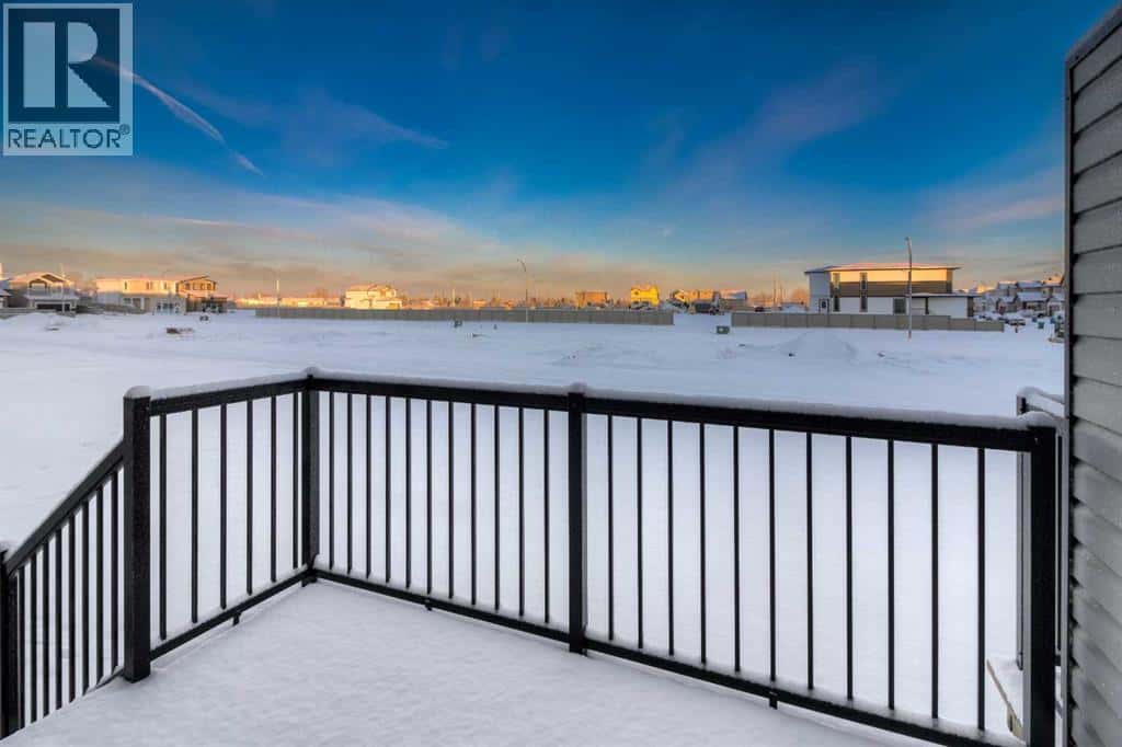 Lethbridge — Lethbridge - Photo 3 of 24