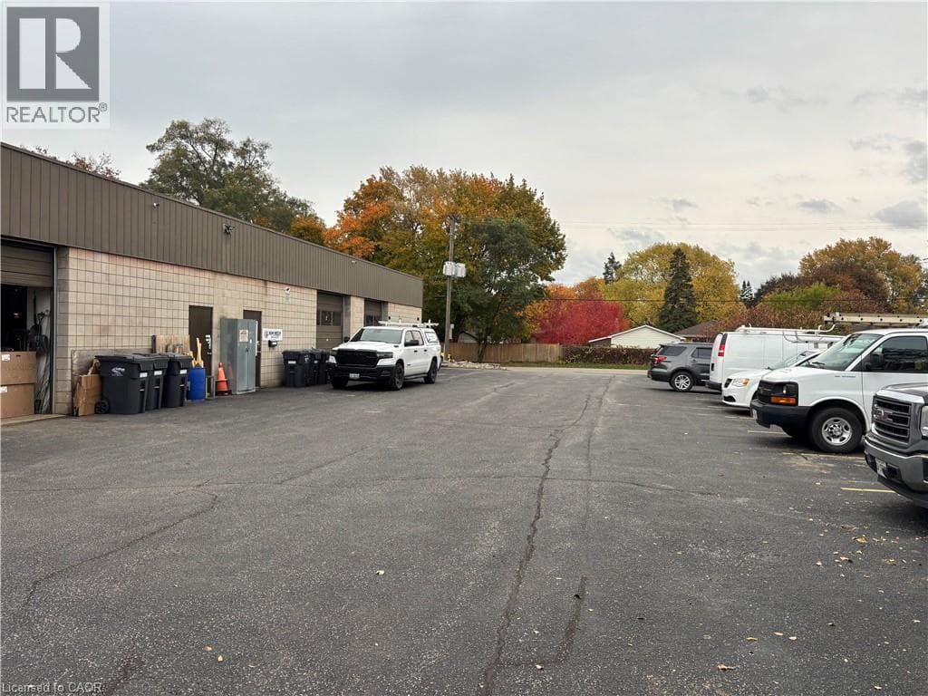 483 ENFIELD Road Unit# 3 — Burlington - Main photo