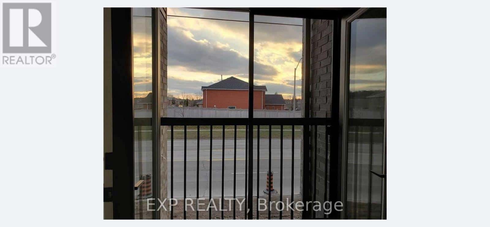 19 FAIRLANE AVENUE — Barrie (Painswick South) - Photo 5 of 17