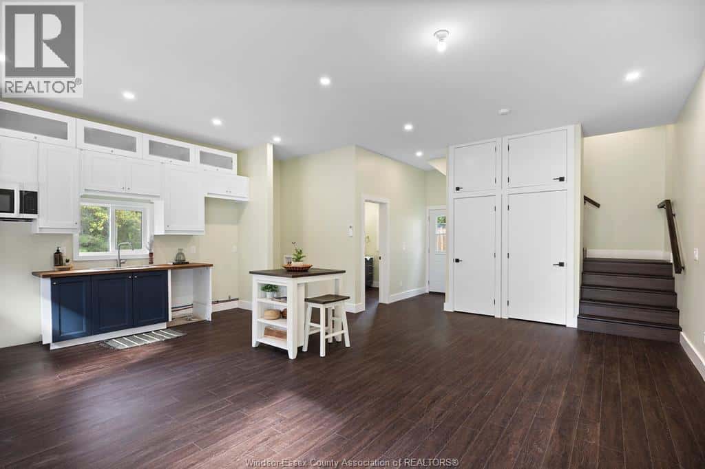 112 WINDSOR AVENUE — Colchester, Ontario - Photo 5 of 34