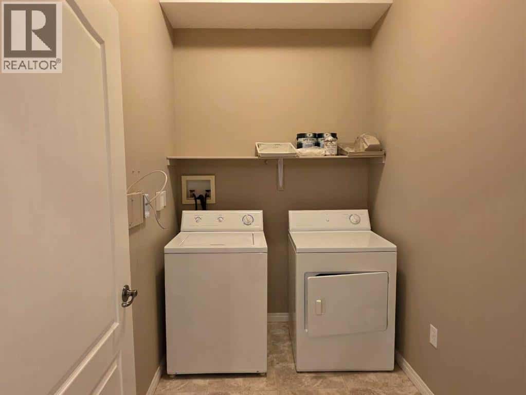 409, 2800 13 Avenue SE — Medicine Hat - Photo 2 of 42