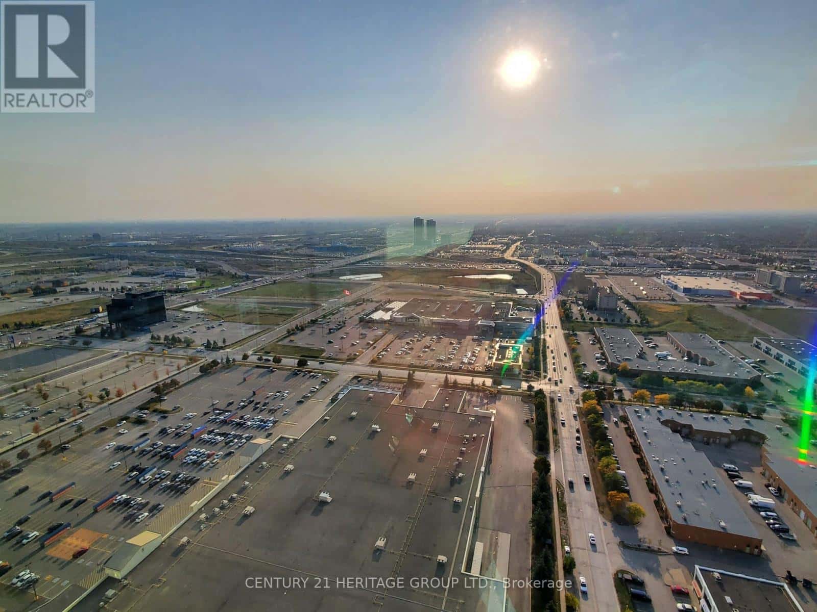 Vaughan (Vaughan Corporate Centre) — Vaughan (Vaughan Corporate Centre) - Photo 4 of 23