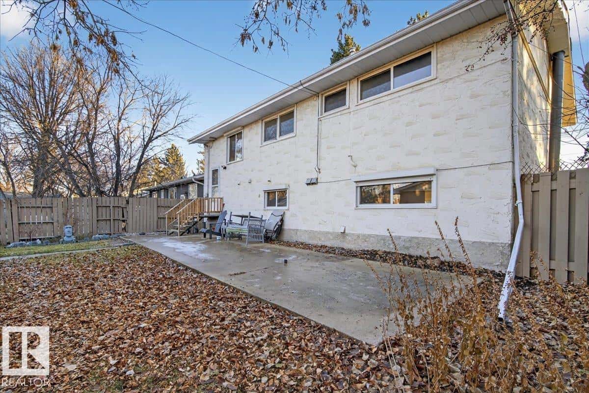 Edmonton — Edmonton - Photo 5 of 48