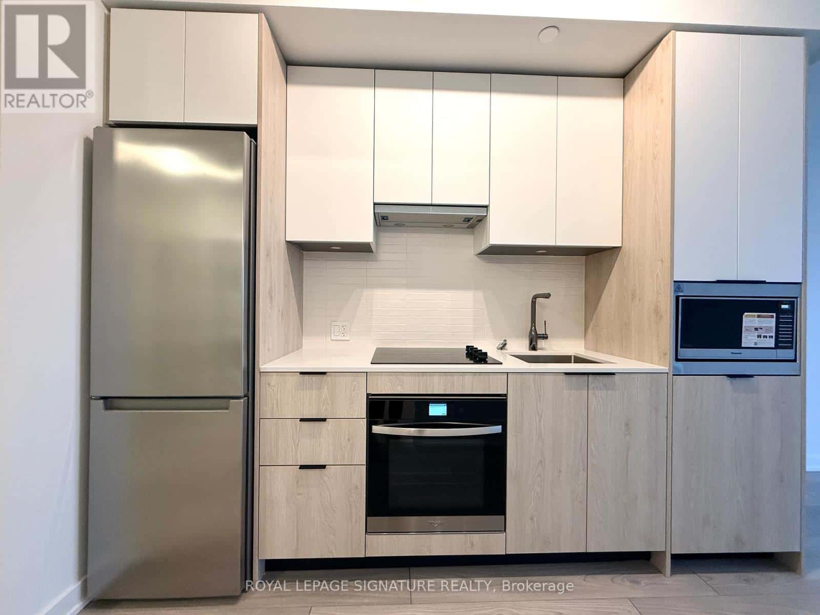 Toronto (Islington-City Centre West) — Toronto (Islington-City Centre West) - Photo 3 of 12