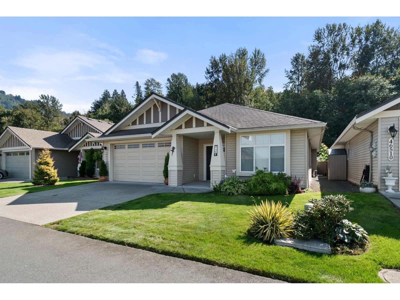 46516 HEARTHSTONE AVENUE, Sardis South — Chilliwack, British Columbia - Photo 2 of 35