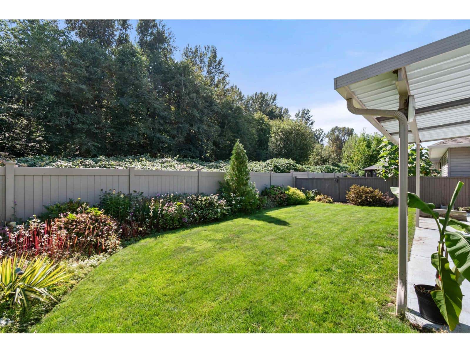 46516 HEARTHSTONE AVENUE, Sardis South — Chilliwack, British Columbia - Photo 4 of 35