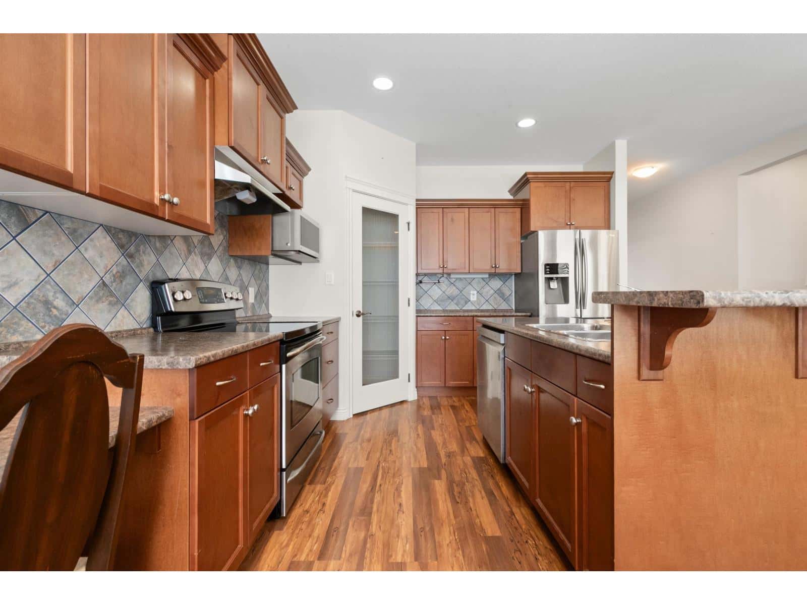 Chilliwack — Chilliwack - Photo 2 of 35