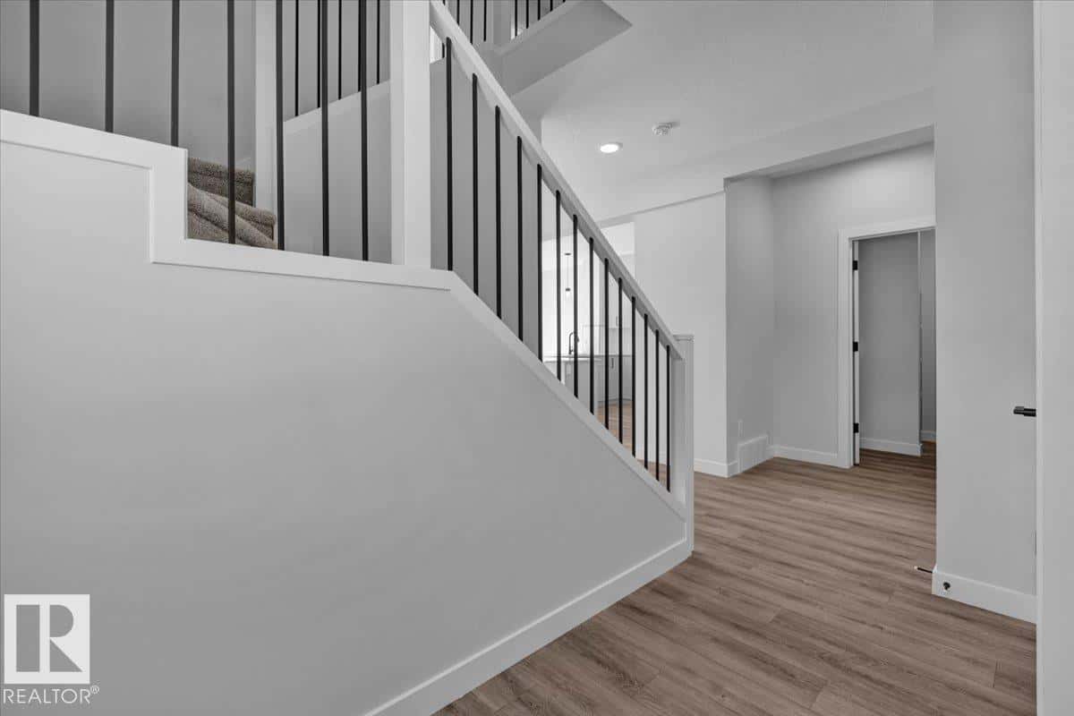 Stony Plain — Stony Plain - Photo 3 of 40