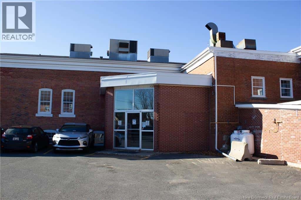 100-2 Main Street — Bathurst - Photo 5 of 23