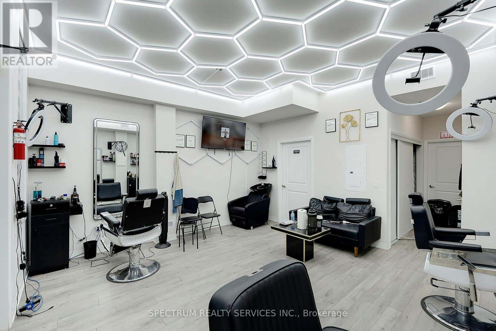 Brantford — Brantford - Photo 4 of 15