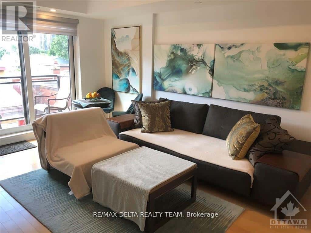 Ottawa — Ottawa - Photo 5 of 21