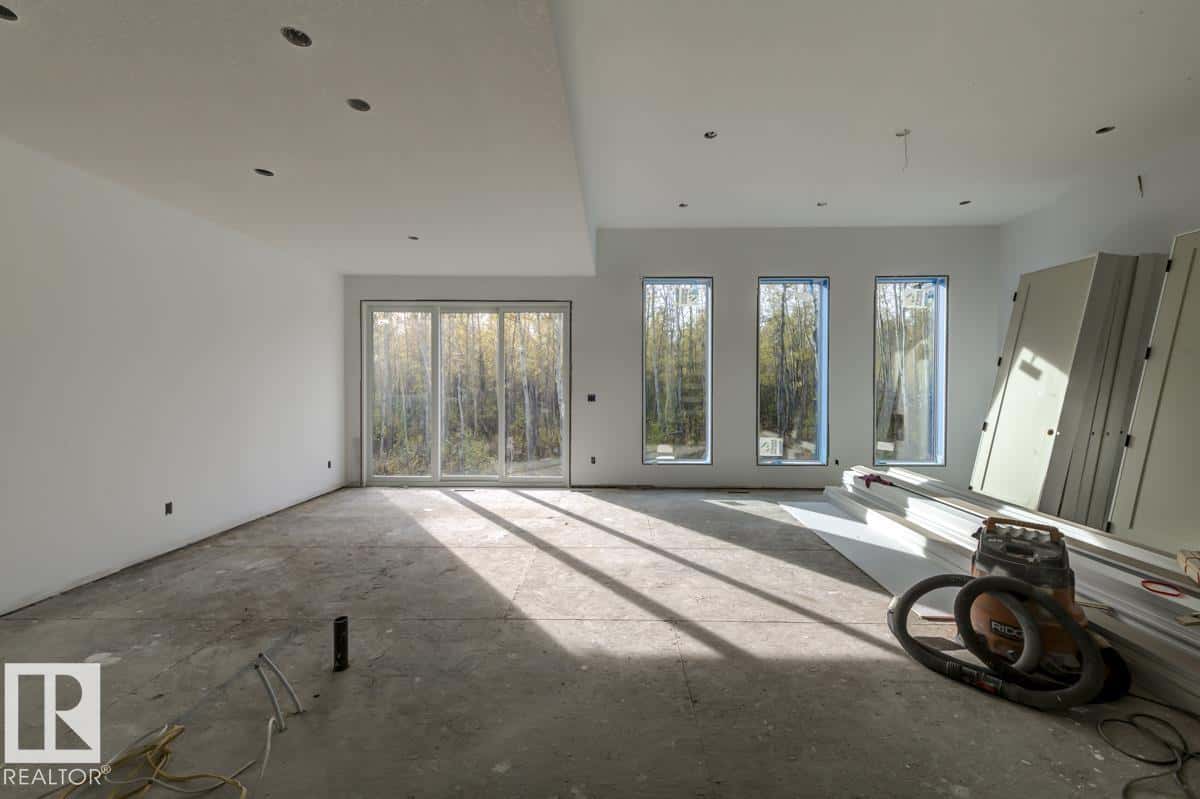 20319 TWP RD 504 — Rural Beaver County, Alberta - Photo 2 of 57