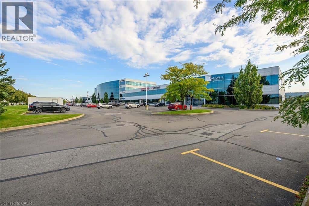 Stoney Creek — Stoney Creek - Photo 4 of 35