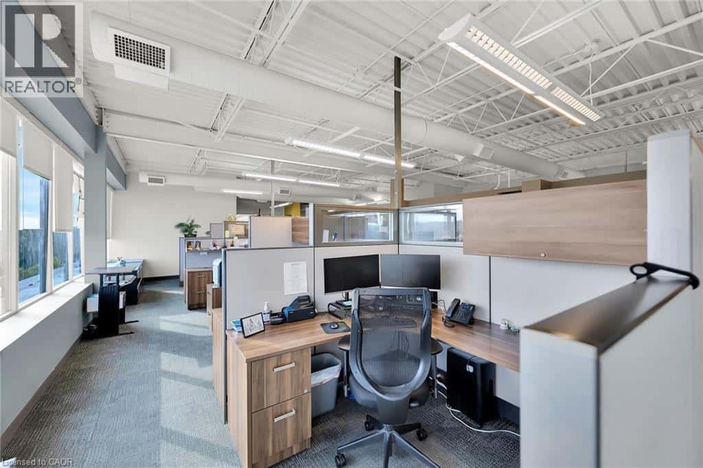 Stoney Creek — Stoney Creek - Photo 2 of 35