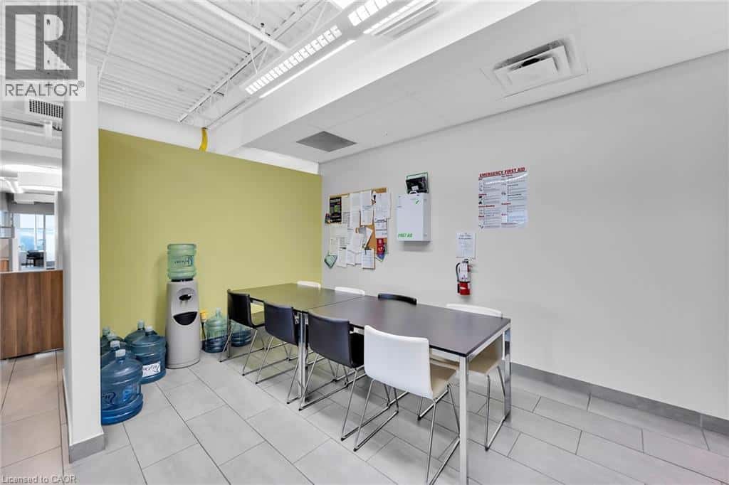 Stoney Creek — Stoney Creek - Photo 5 of 35