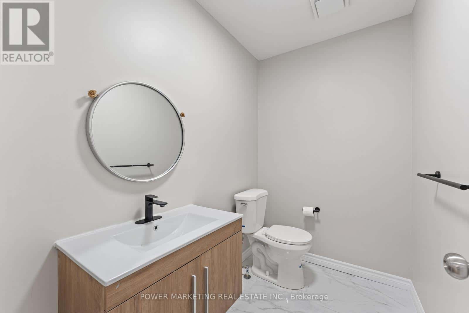 Brampton (Westgate) — Brampton (Westgate) - Photo 2 of 44