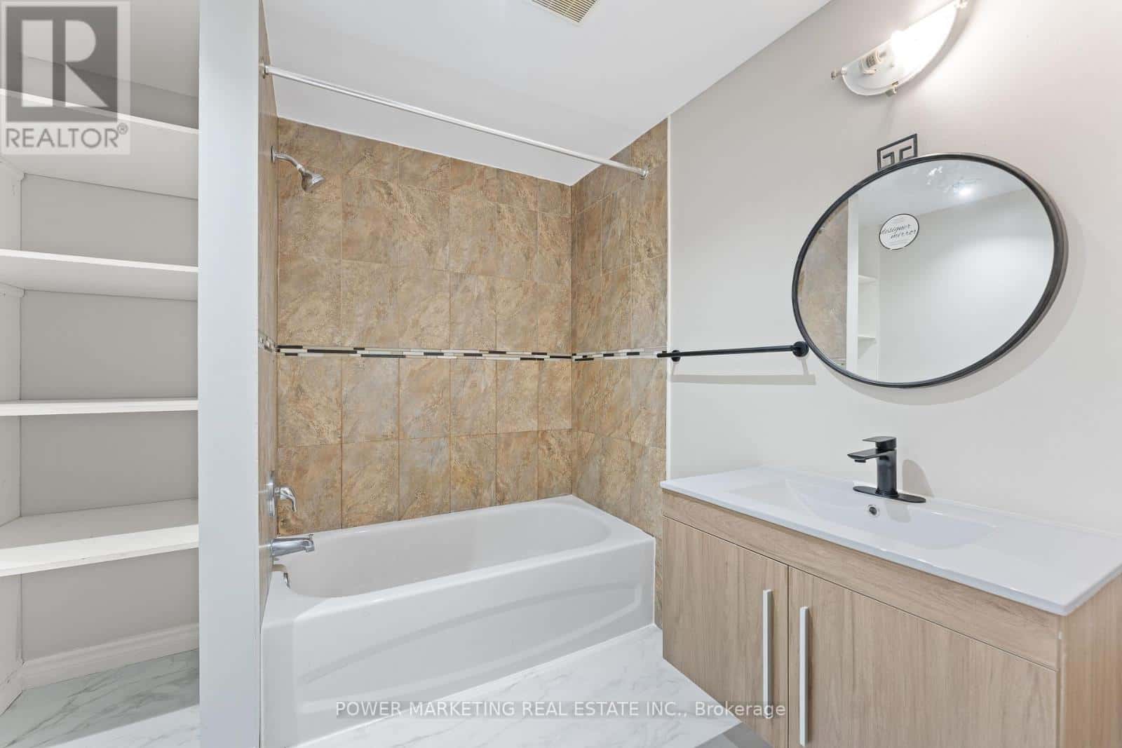 Brampton (Westgate) — Brampton (Westgate) - Photo 5 of 44