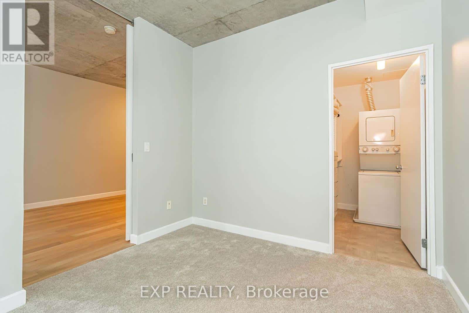 505 - 179 GEORGE STREET — Ottawa - Photo 2 of 26