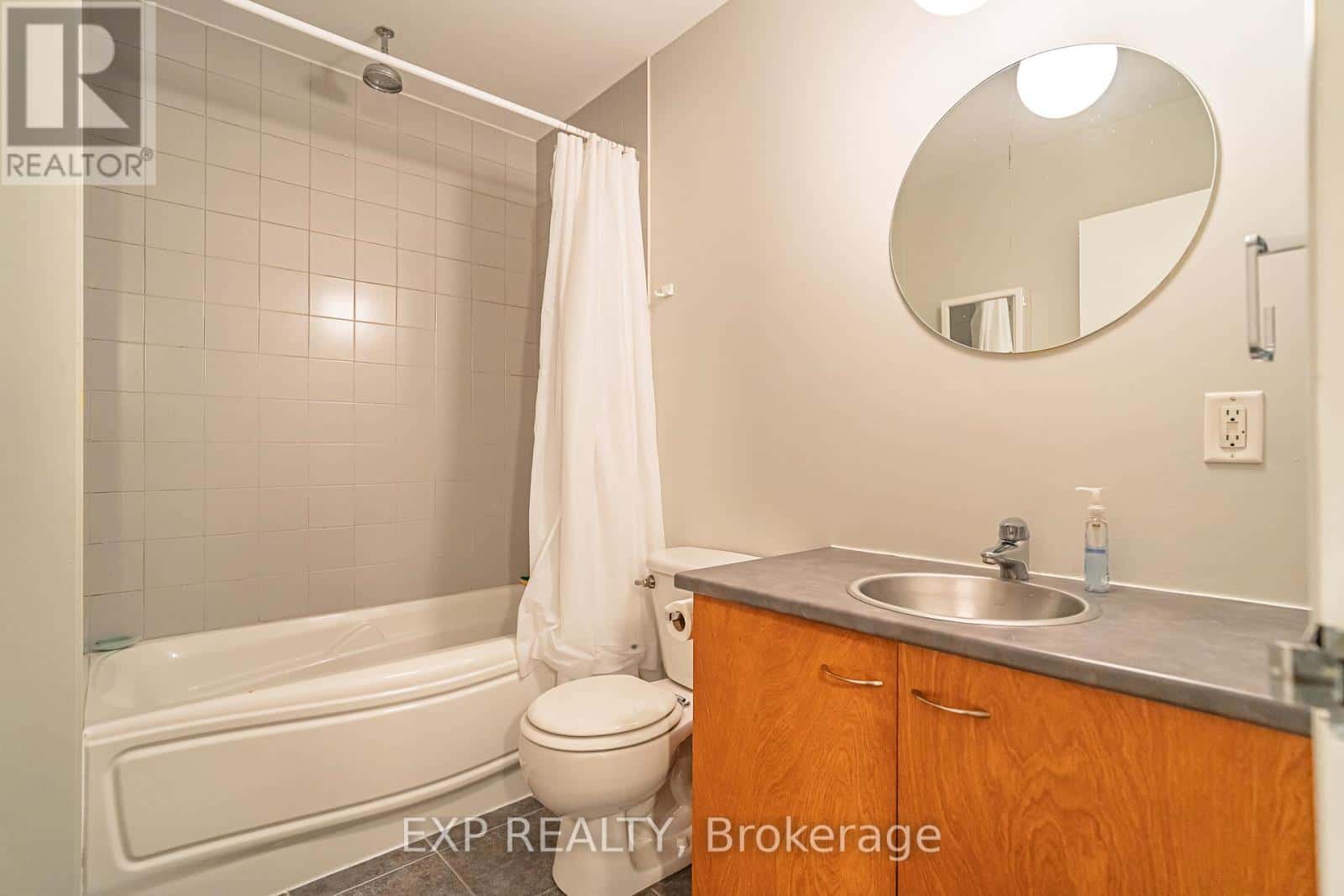 505 - 179 GEORGE STREET — Ottawa - Photo 4 of 26