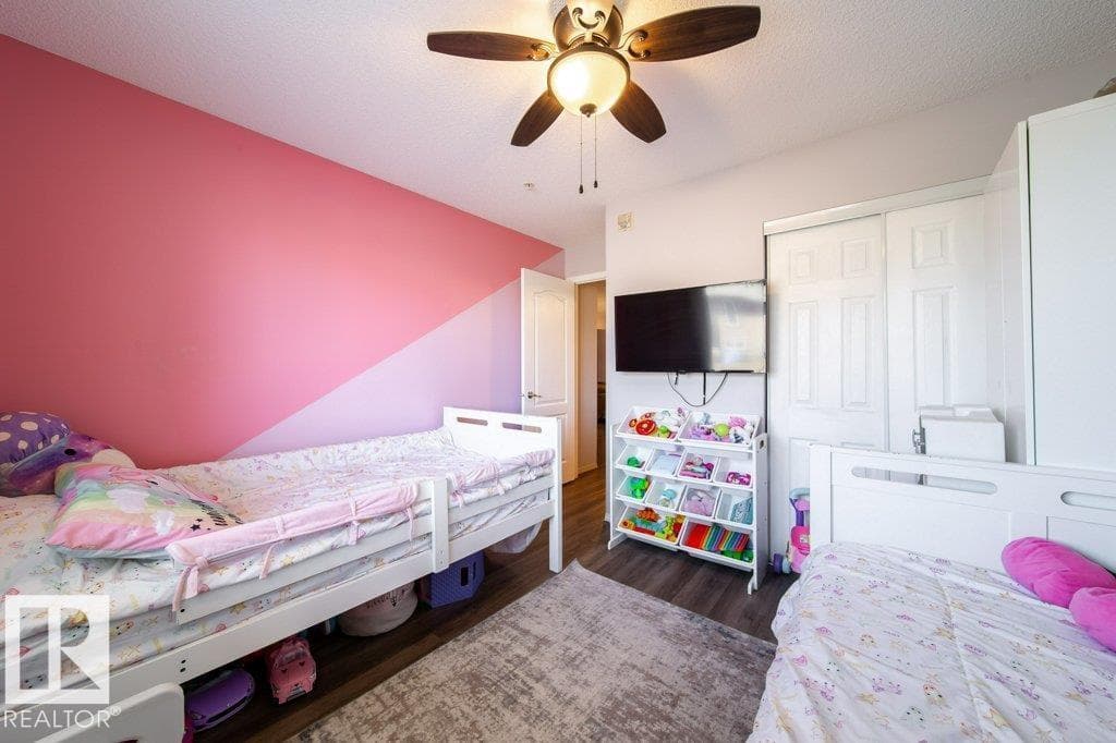 Edmonton — Edmonton - Main photo