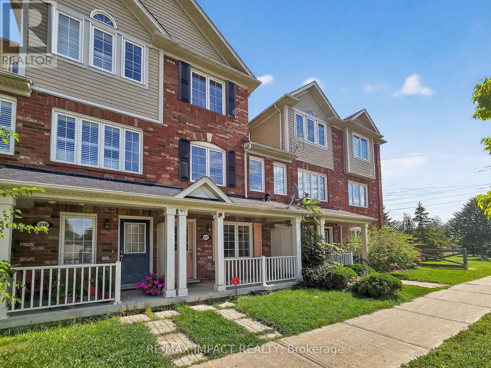 Toronto (Rouge) — Toronto (Rouge) - Main photo