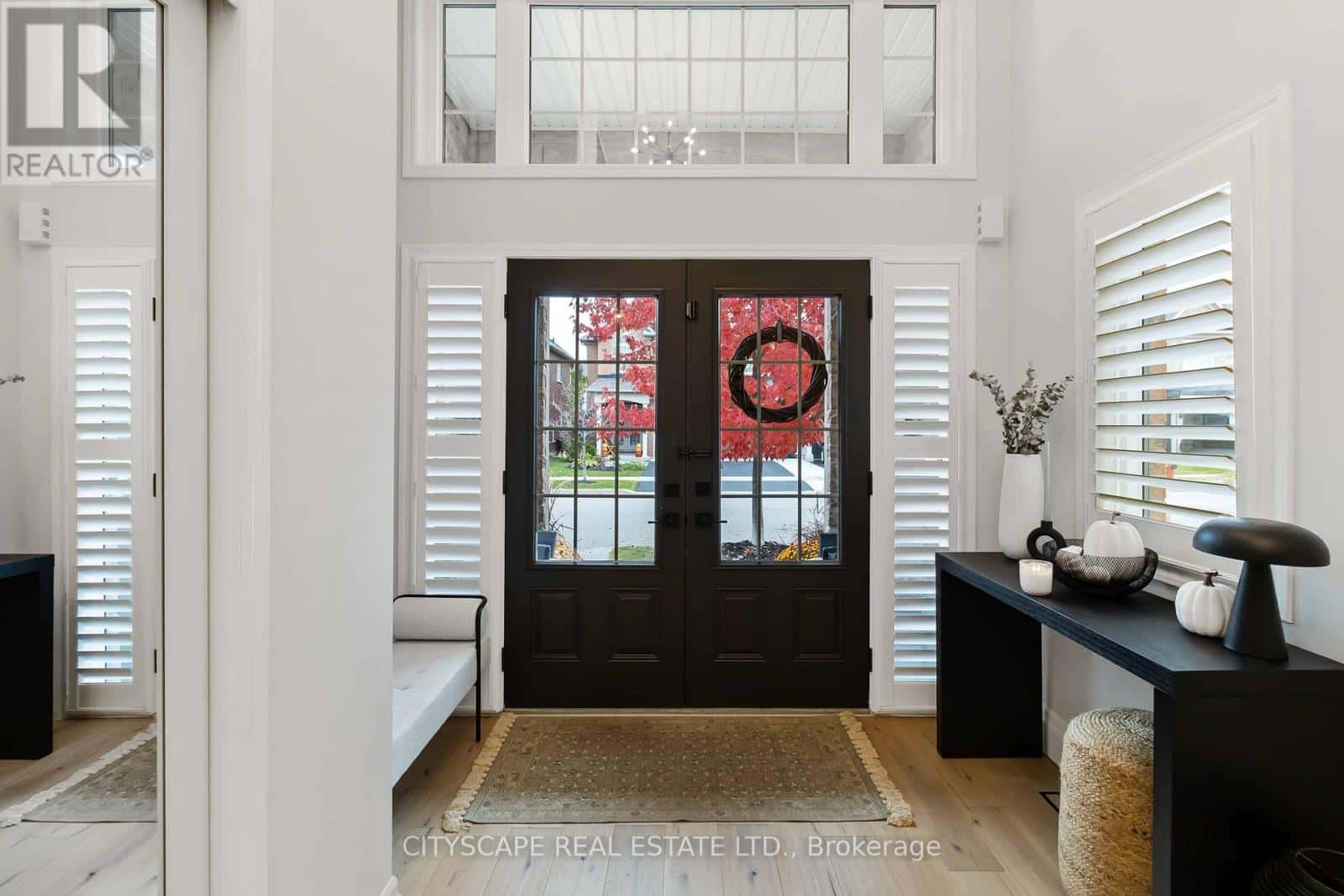 Burlington (Alton) — Burlington (Alton) - Photo 4 of 50