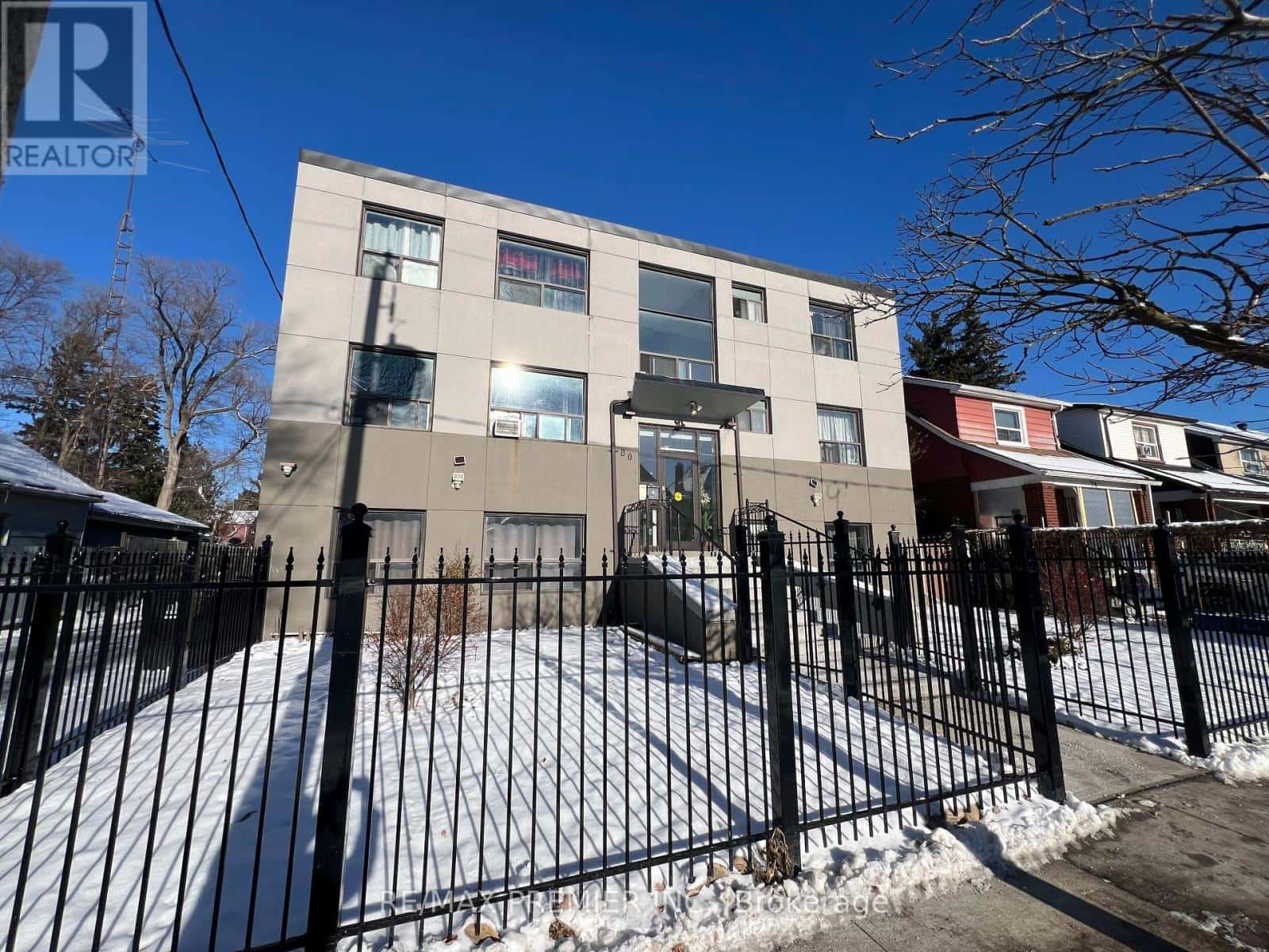 80 CLOUSTON AVENUE — Toronto (Weston), Ontario - Photo 2 of 28