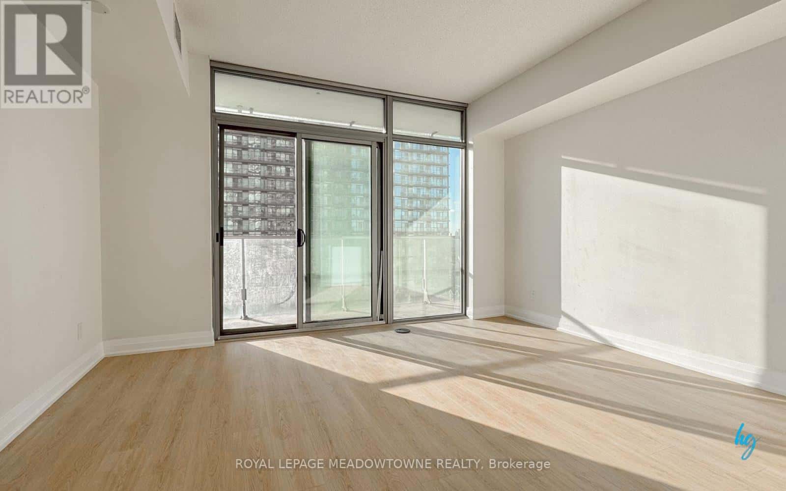 Toronto (High Park-Swansea) — Toronto (High Park-Swansea) - Photo 3 of 7