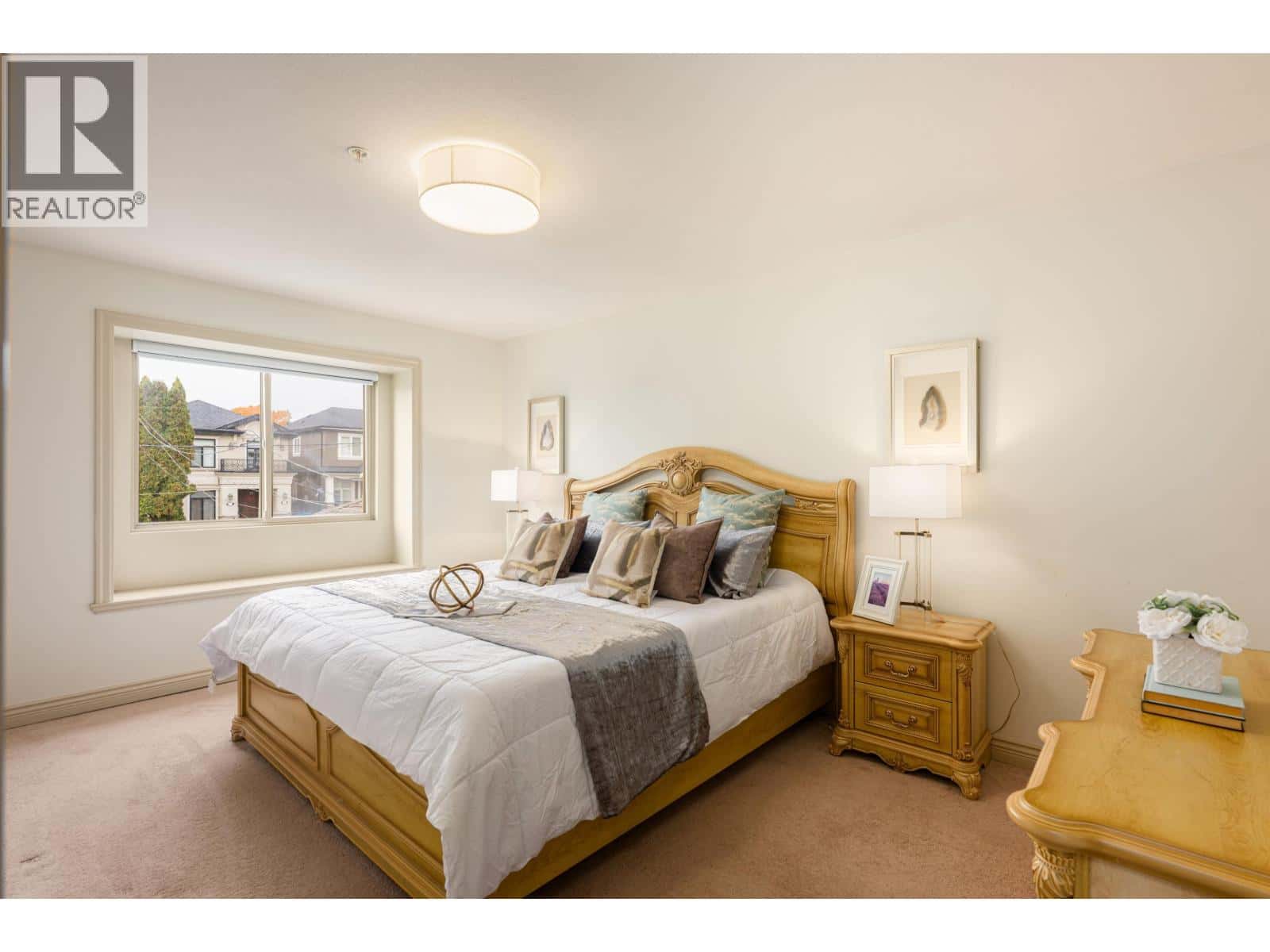 7949 MONTCALM STREET — Vancouver - Photo 5 of 34