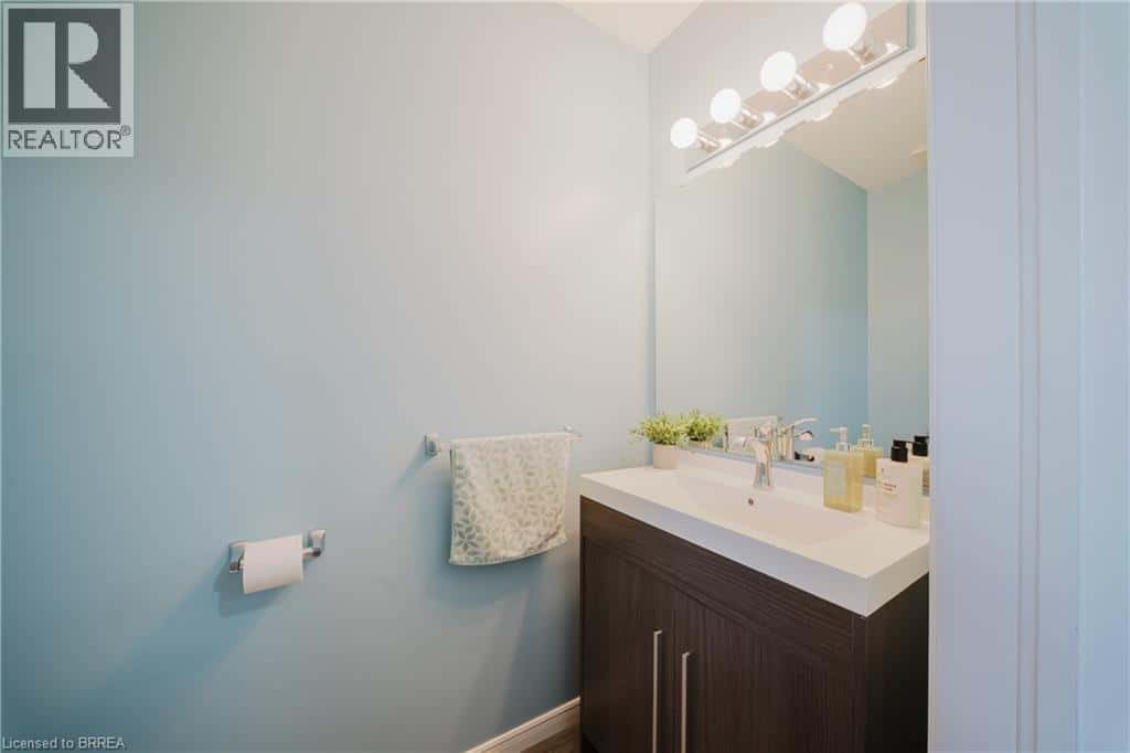 431 SPRINGBANK Avenue N Unit# 431 — Woodstock, Ontario - Photo 5 of 49