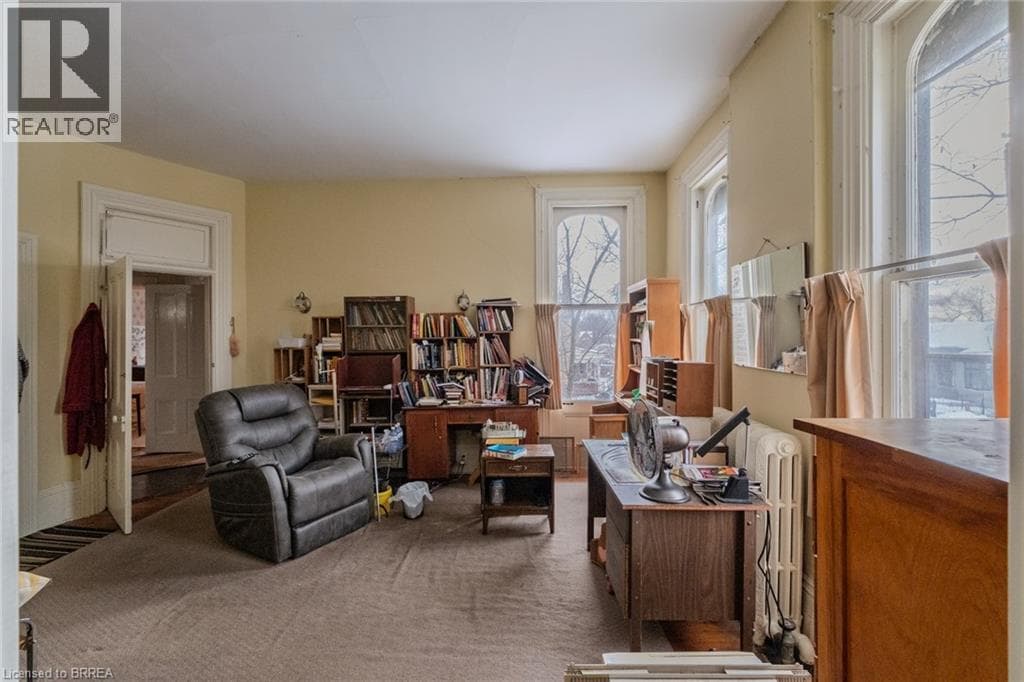 Brantford — Brantford - Main photo