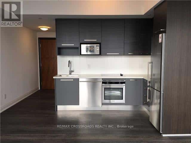 1210 - 36 PARK LAWN ROAD — Toronto (Mimico) - Photo 4 of 17