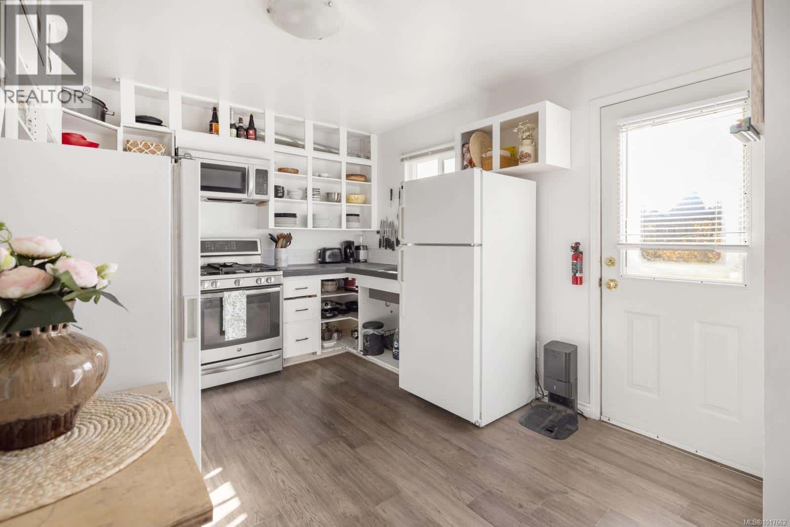 3350 Limerick Rd — Duncan - Photo 4 of 29