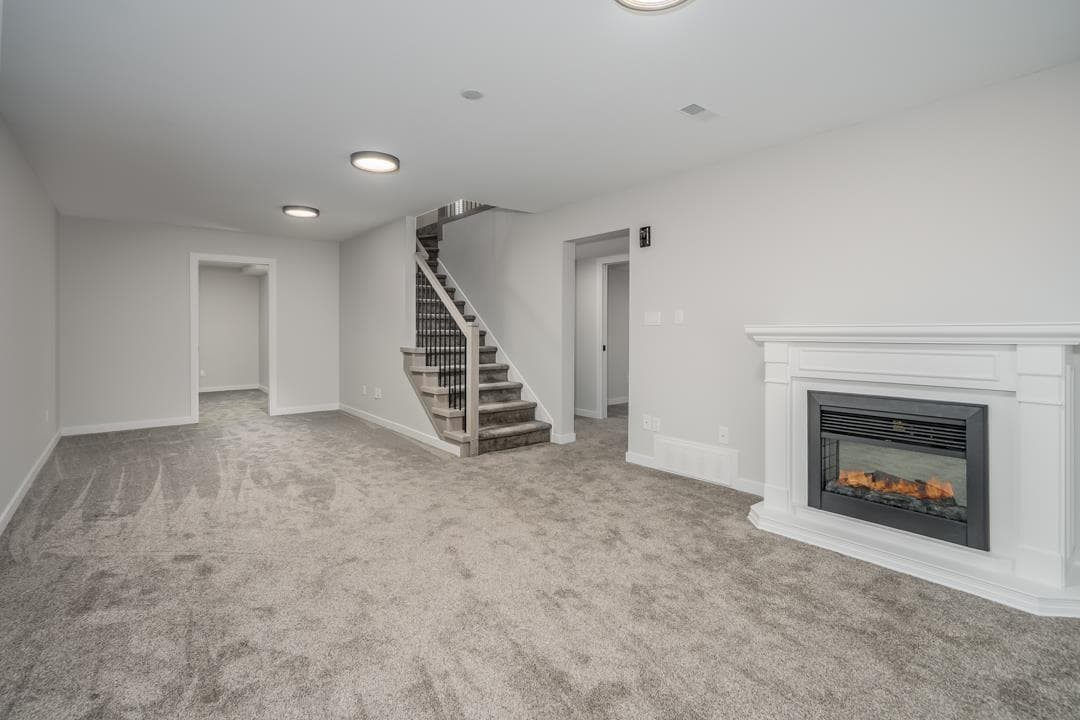 Abbotsford — Abbotsford - Main photo