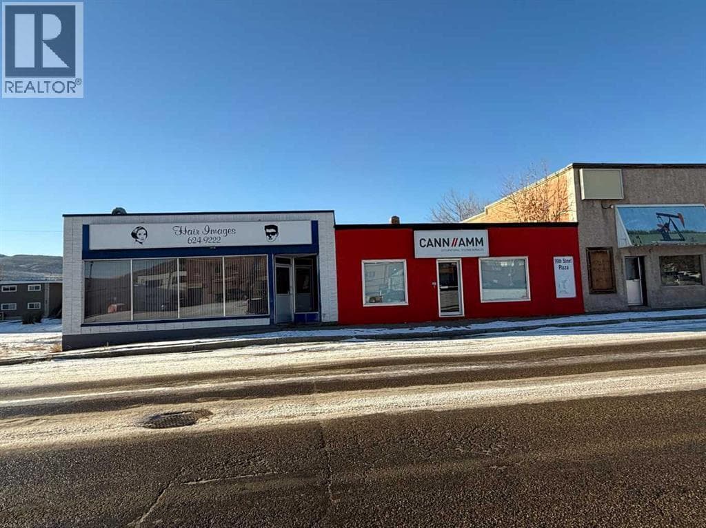 10022 99 Street — Peace River, Alberta - Main photo