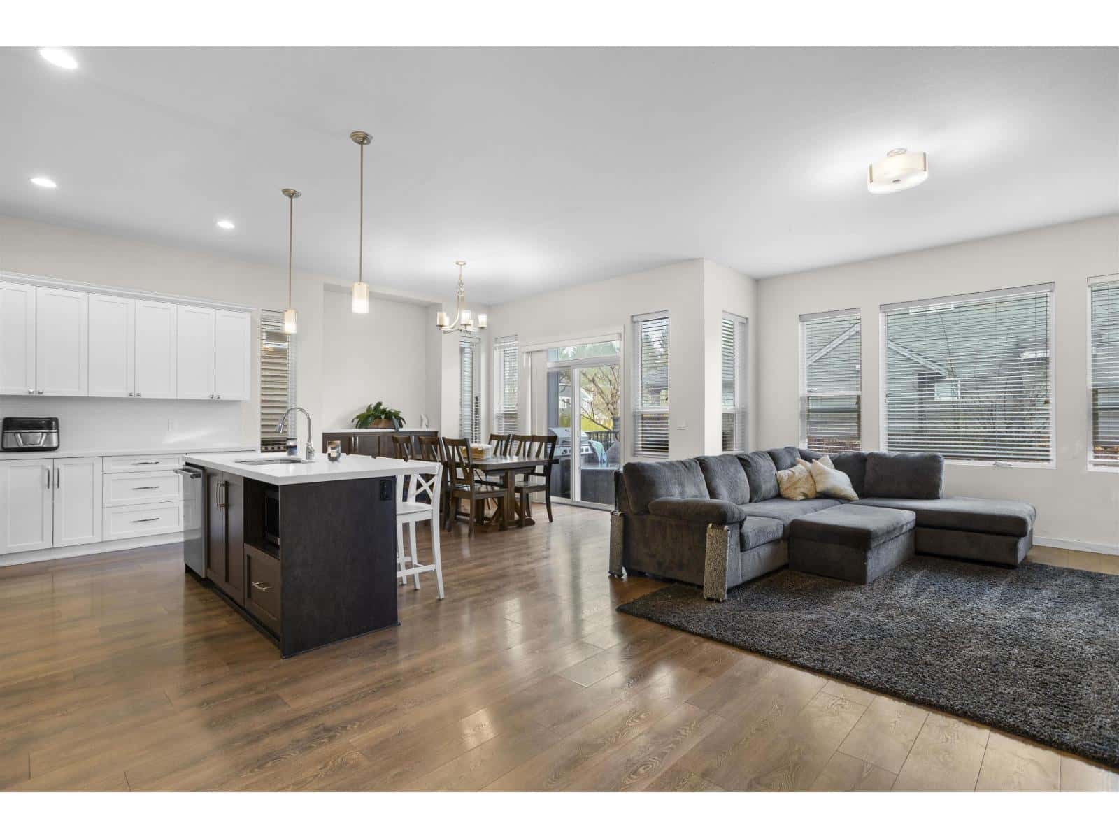 27557 27A AVENUE — Langley - Photo 4 of 40