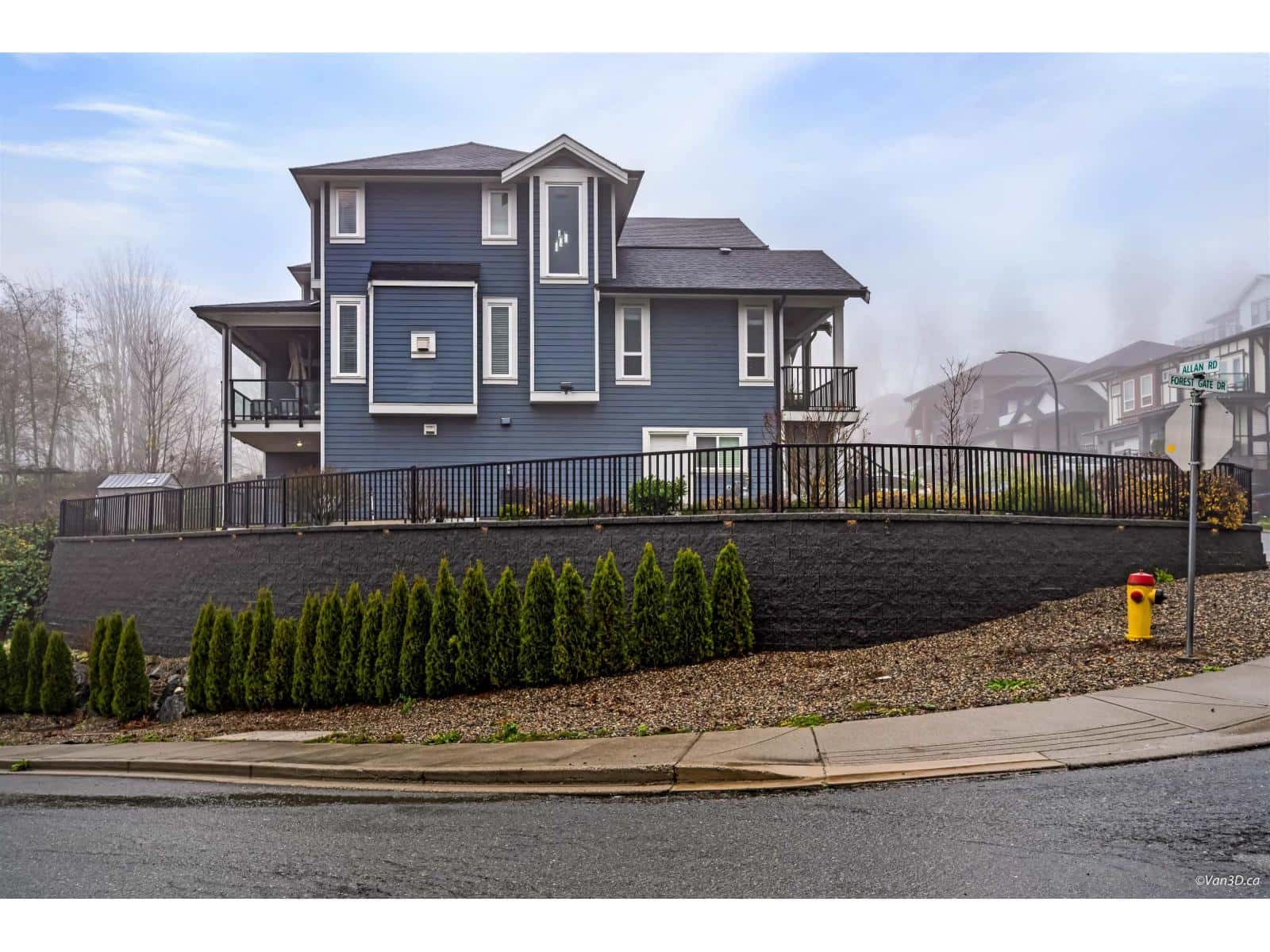 8476 FOREST GATE DRIVE, Eastern Hillsides — Chilliwack - Photo 4 of 40