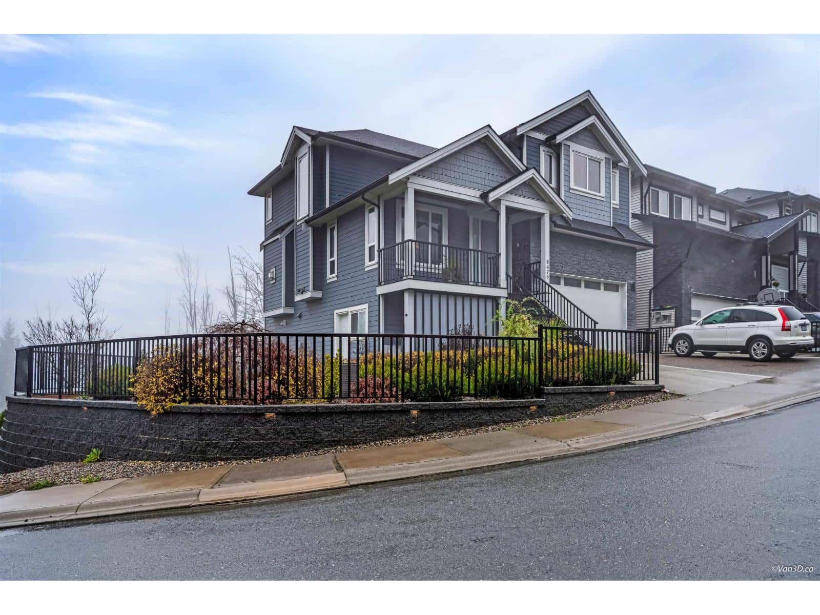 8476 FOREST GATE DRIVE, Eastern Hillsides — Chilliwack - Photo 3 of 40