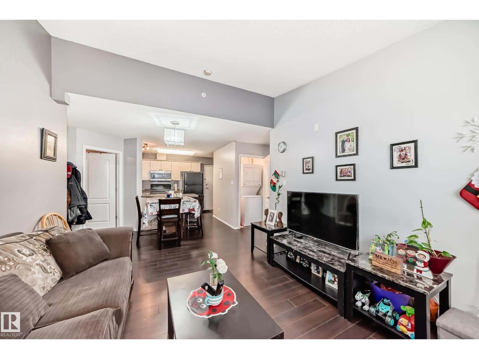 #422 12838 65 ST NW — Edmonton - Photo 5 of 49