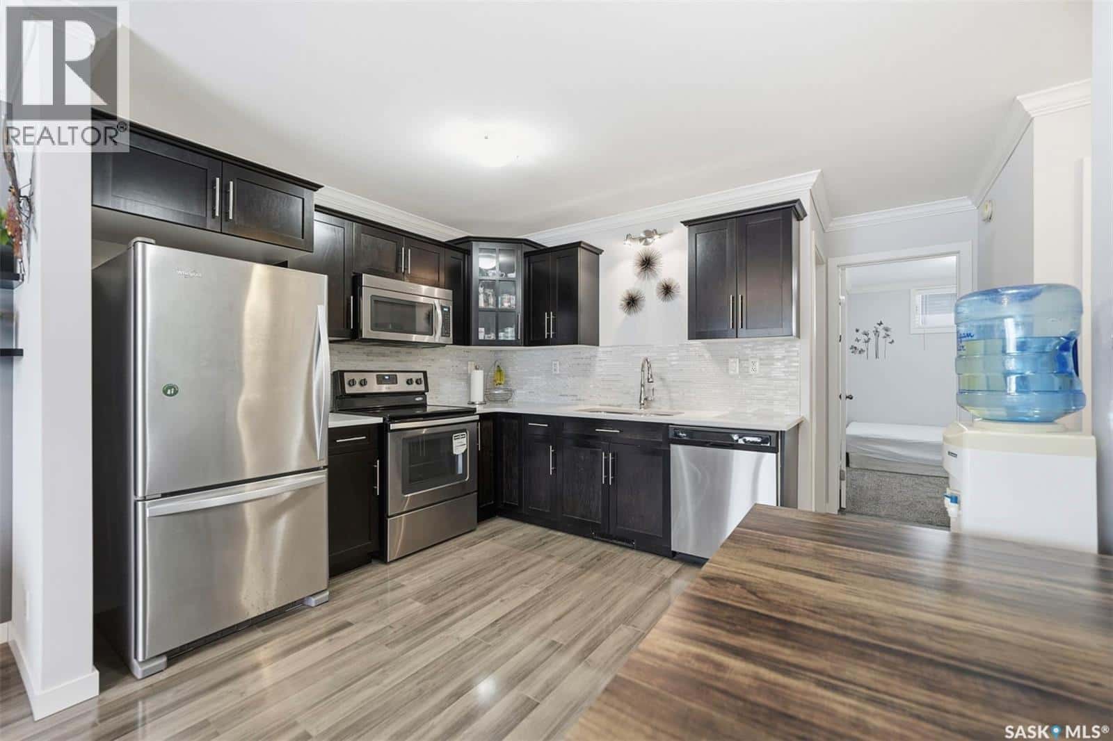 Saskatoon — Saskatoon - Photo 2 of 30