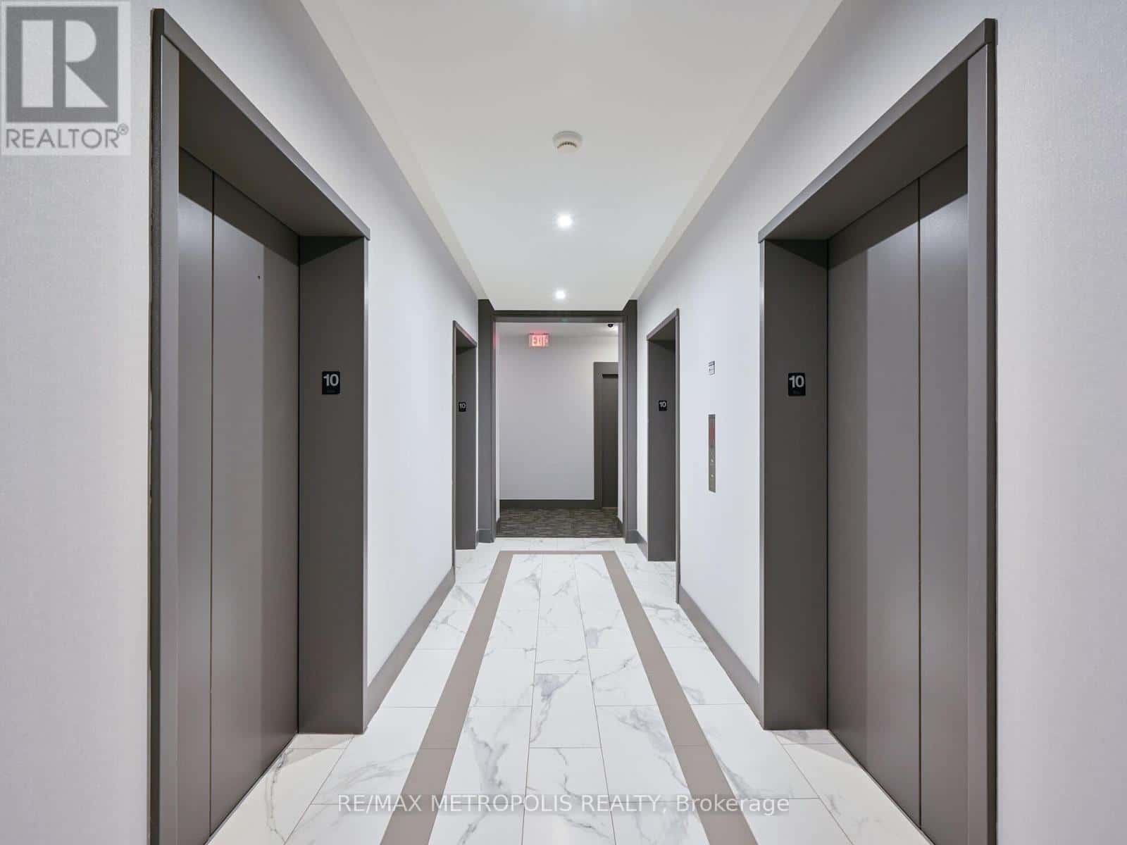 Mississauga (Creditview) — Mississauga (Creditview) - Photo 2 of 37