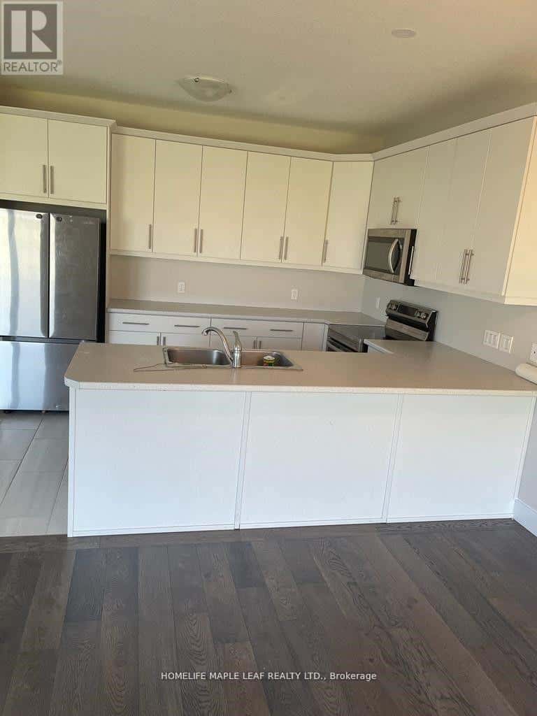 2011 EVANS BOULEVARD — London South (South U) - Photo 5 of 9