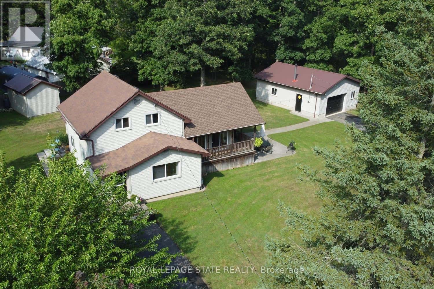 Fort Erie (Ridgeway) — Fort Erie (Ridgeway) - Photo 2 of 50