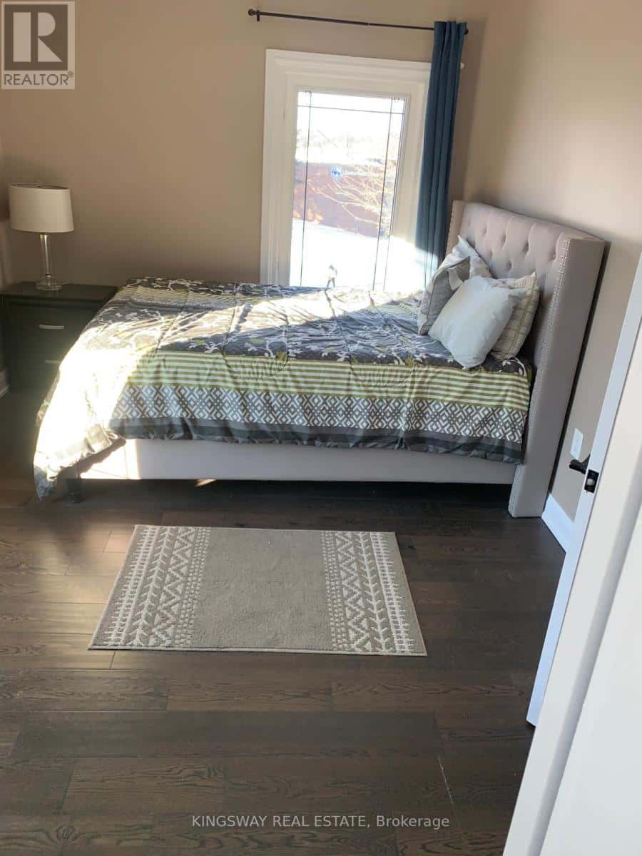 Cambridge — Cambridge - Photo 5 of 16