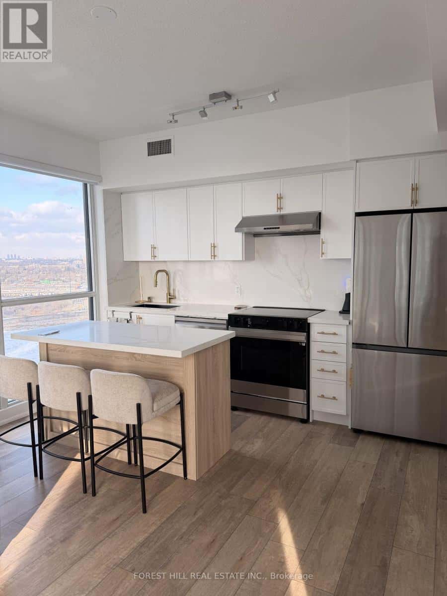 Toronto (Mimico) — Toronto (Mimico) - Photo 2 of 26