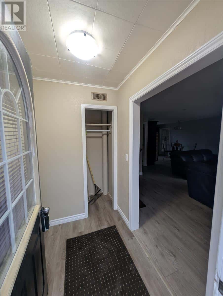 Dunville — Dunville - Photo 4 of 32