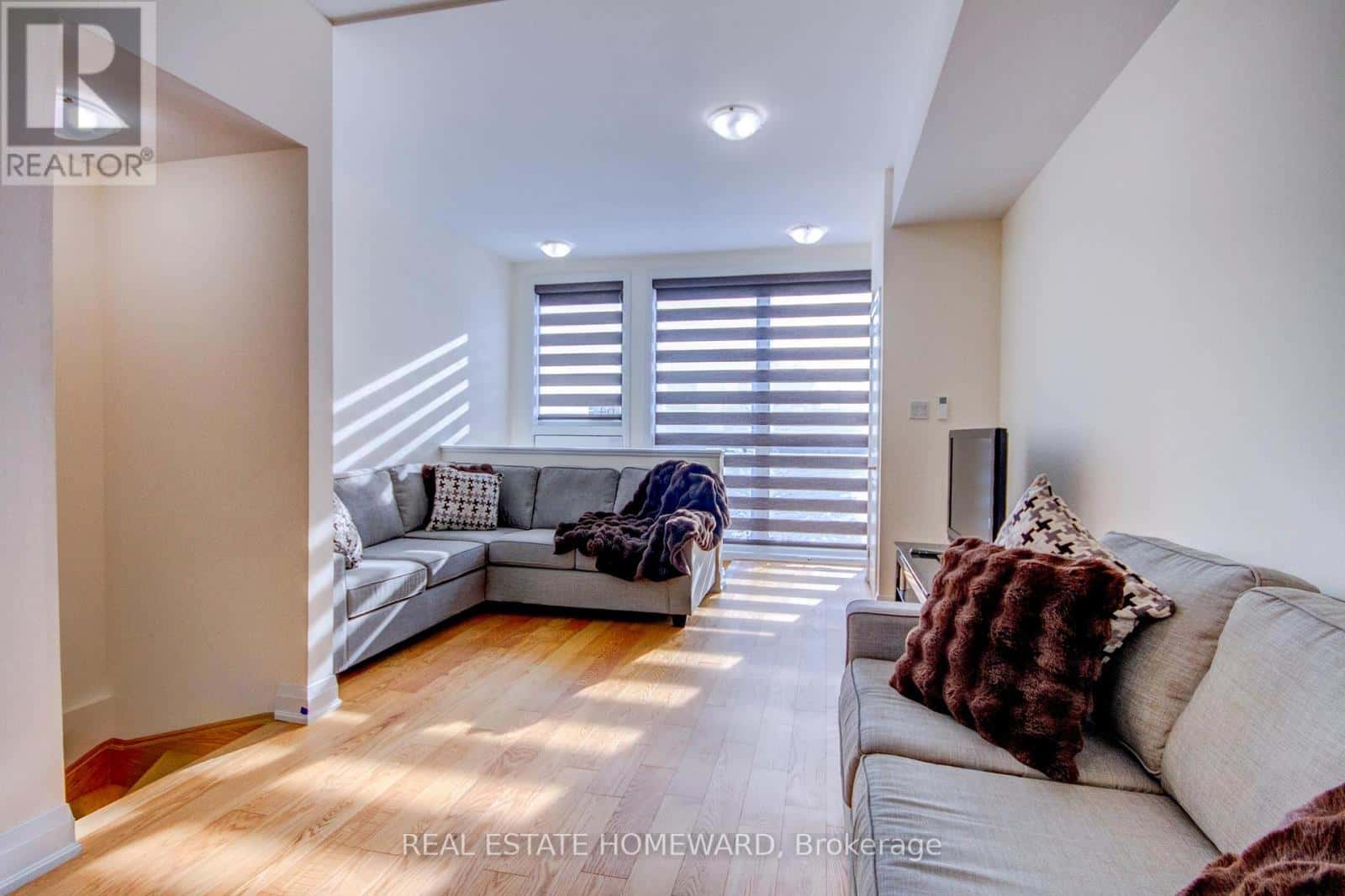 Toronto (Parkwoods-Donalda) — Toronto (Parkwoods-Donalda) - Photo 5 of 26