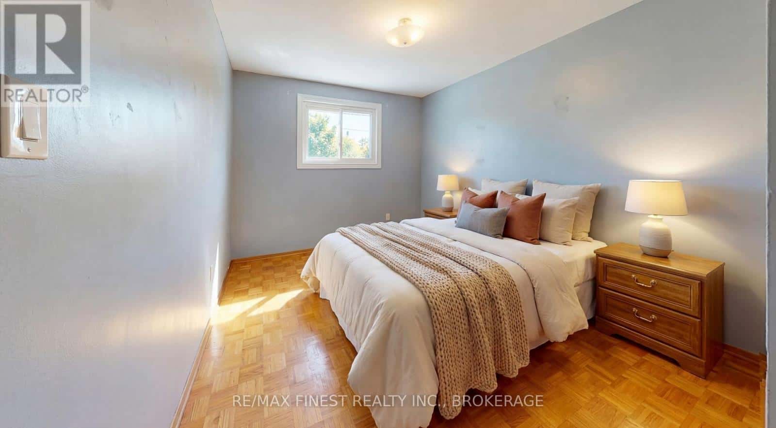 171 SUTHERLAND DRIVE — Kingston (Rideau), Ontario - Photo 3 of 70