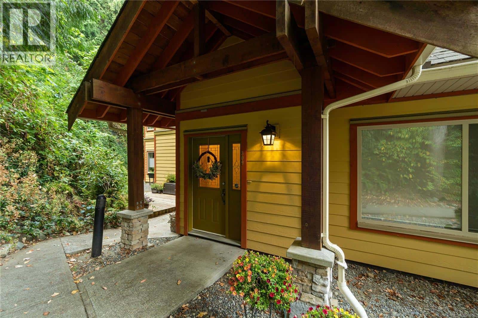 Ladysmith — Ladysmith - Photo 3 of 44