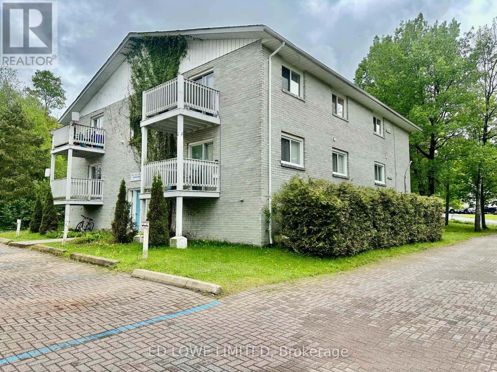 Huntsville (Chaffey) — Huntsville (Chaffey) - Photo 2 of 6